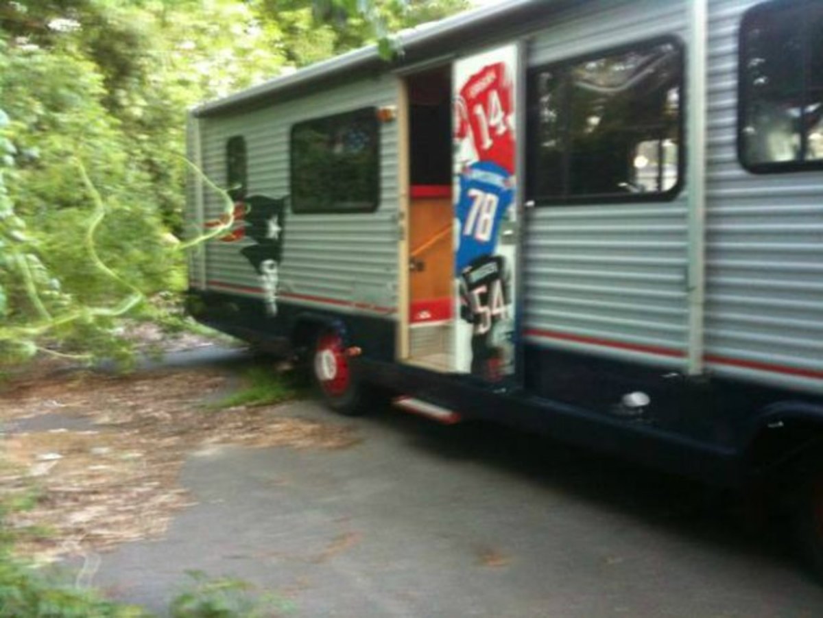 new-england-patriots-tailgate-image.jpg